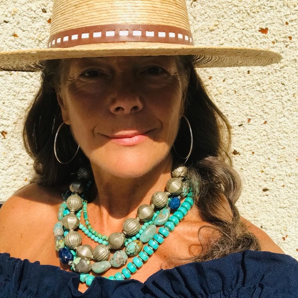 Meet your Posher, Linda - Picture 13 of 16